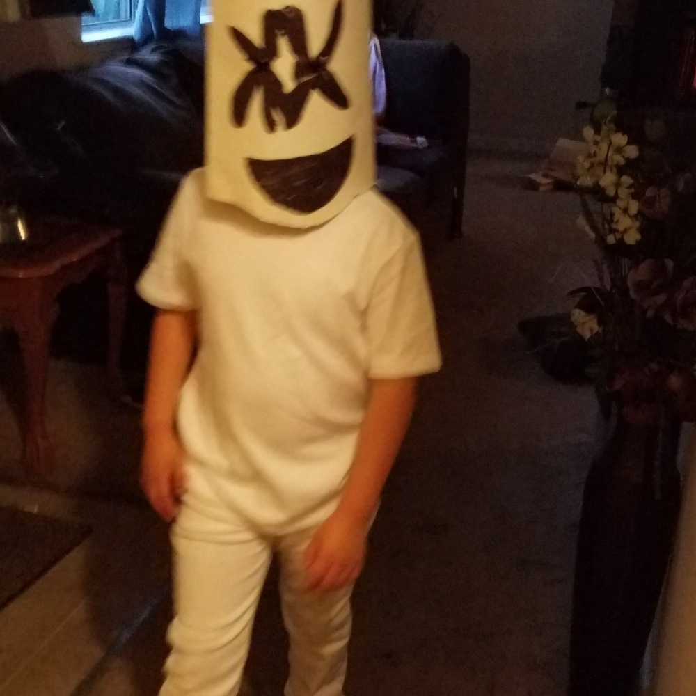 Meet your Posher, Diana